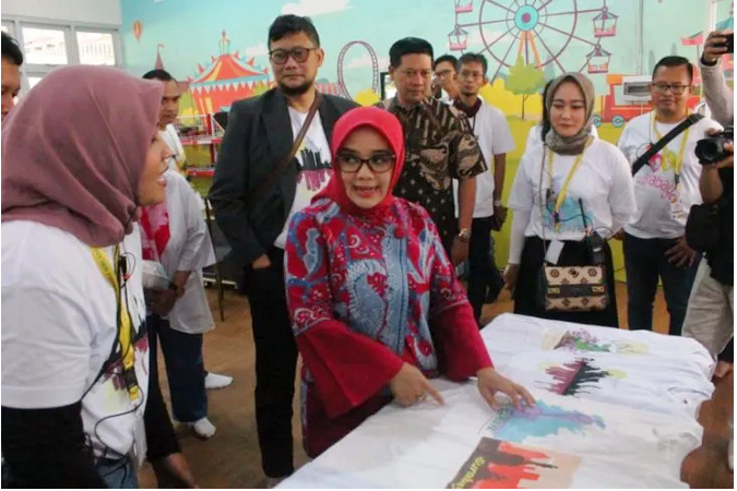 Pemkot Surabaya Fasilitasi Karya Anak Disabilitas Di Rumah Anak ...