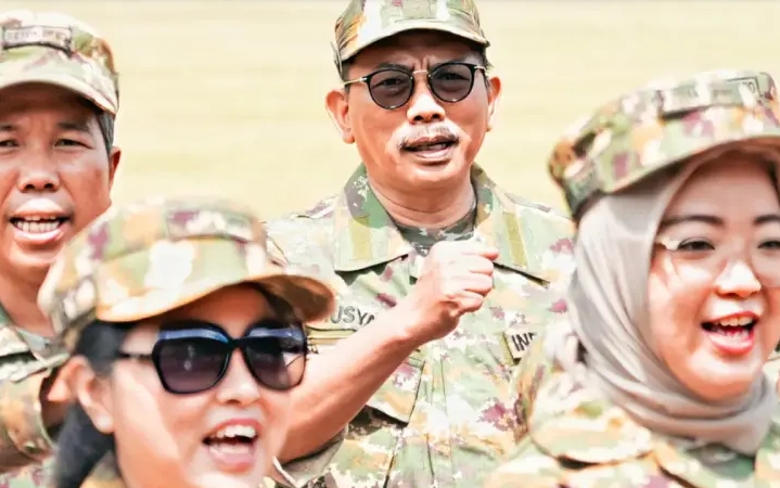 Ketua DPRD Jatim Cak syafak